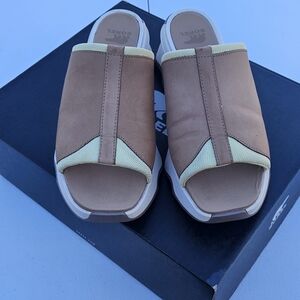 Sorel Women's Black Shoe Box